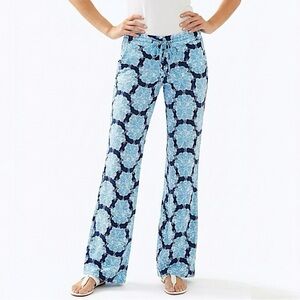 Lilly Pulitzer Pippa Flare Y2K Low Rise Pants in Hey Sailor Size XS